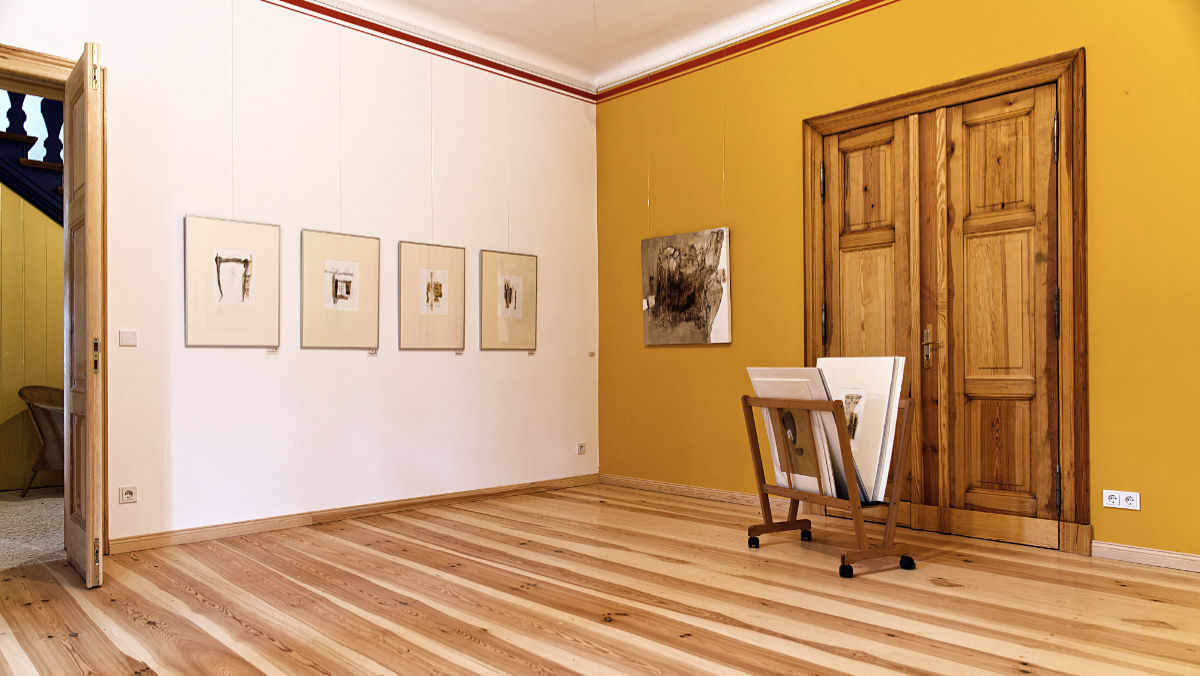 Bettina Engel - Ausstellungsansicht 'non finito' 2023 im Kunstgut Krahne